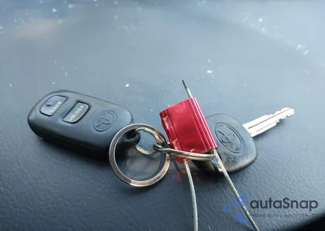 2007 Toyota Corolla S z USA, uszkodzony, nr VIN 2T1BR32E77C775338